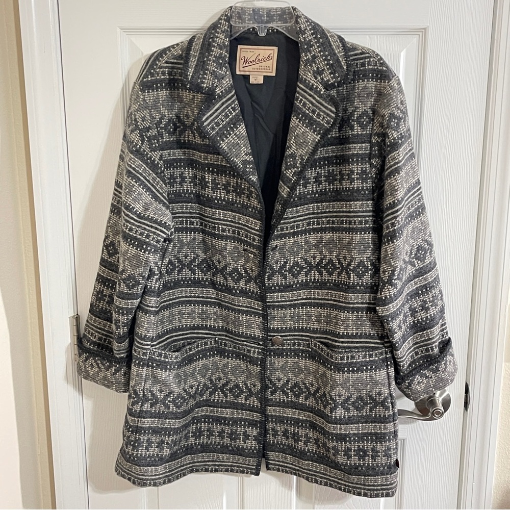 Vintage Women's Woolrich Western Wool Coat size Medium